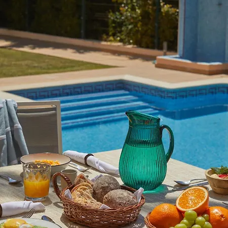 Monte Oliveiras With Private Pool Albufeira